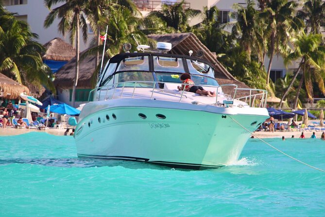 Beautiful Yacht SeaRay 48ft / 15PAX 25P16 - Choosing between Isla Mujeres and Cancun Bay