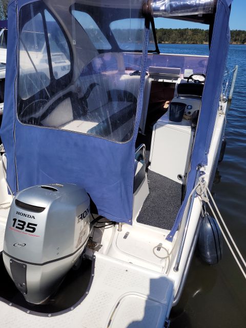Berlin:Guided South Berlin Yacht Tour with Swim Stop (relax) - Swimming from the boat