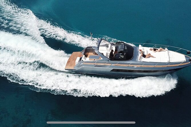 Boat - yacht tours at Mykonos - What the five to eight hours feel like