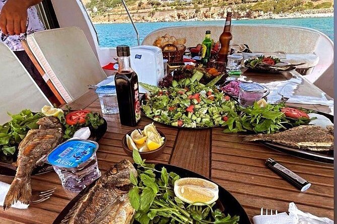 Bodrum Private Motor-Yacht Sunset Tour With Dinner For 3 Hour - Who will enjoy this Bodrum yacht tour most