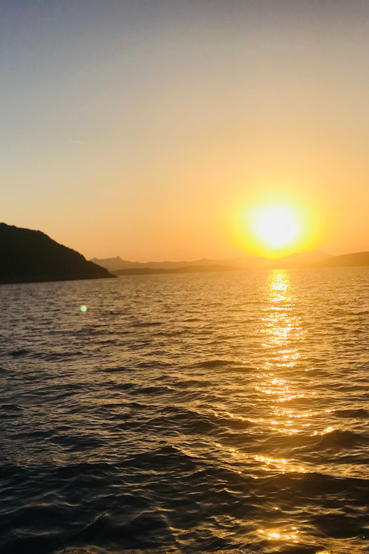 Bodrum: Private Sunset Yacht Tour with light Dinner - Five things to know before booking