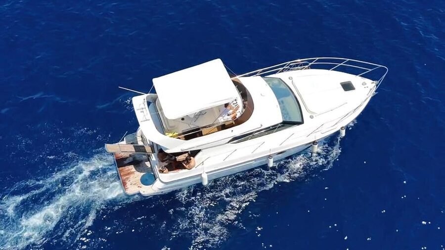Bodrum: Private Sunset Yacht Tour with light Dinner - The return past Bodrum Castle