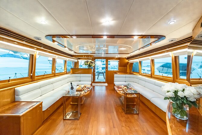 Book 3hr Luxury Yacht Rental Dubai - Get 1hr Free - Returning through Dubai Marina