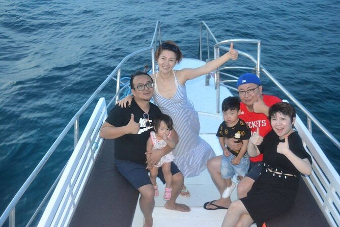 Boracay Party Yacht 2 hour tour with snorkeling - What the Boracay Party Yacht actually offers