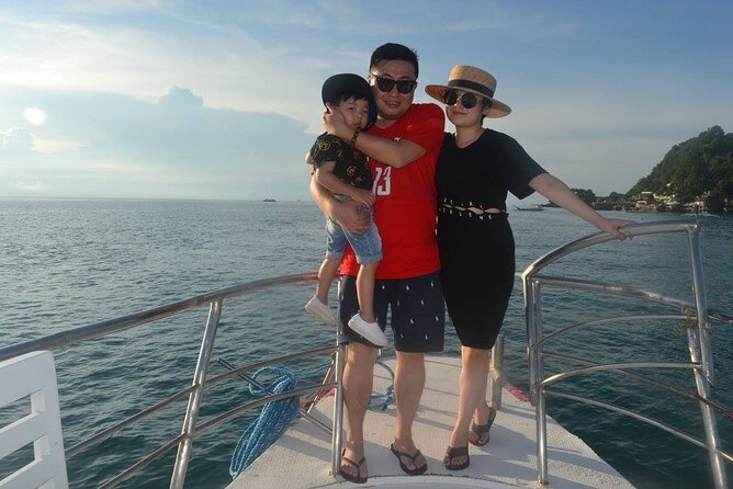 Boracay Party Yacht 2 hour tour with snorkeling - What the strongest feedback tells you