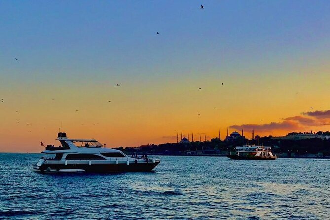 Bosphorus Sunset: An Enchanting Yacht Cruise in Istanbul - Beylerbeyi Palace, Kuleli, and the return toward Üsküdar