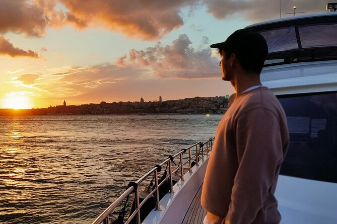 Bosphorus Sunset Cruise on Deluxe Yacht in Istanbul - Five useful things to know before booking