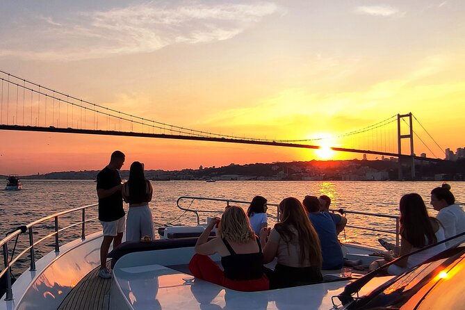 Bosphorus Sunset Yacht Experience: Istanbul’s Best - Sailing between Europe and Asia