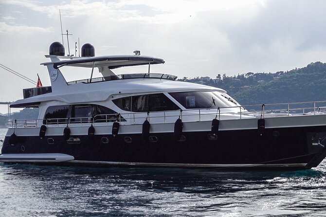 Bosphorus Yacht Cruise Experience: Visit the Asian Side - Kanlıca: A Short Taste of Asian Istanbul