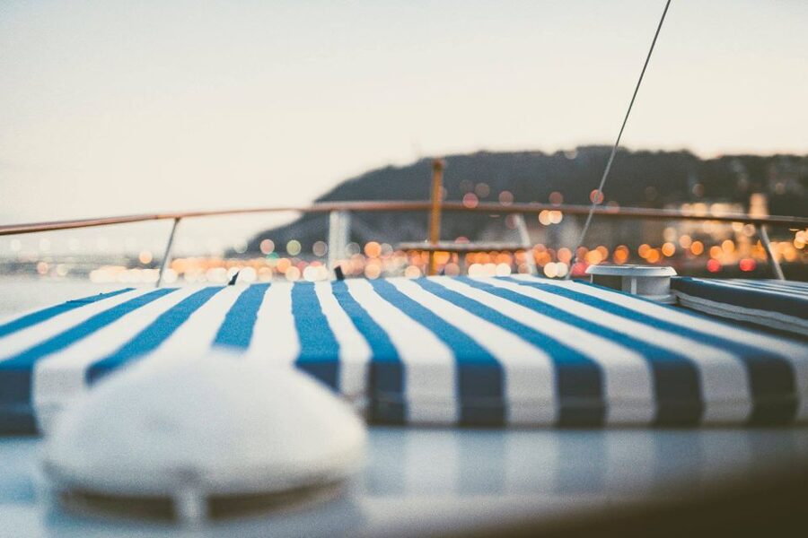 Budapest: Private Danube Yacht Cruise with Welcome Drink - Why Budapest Makes Sense From the Danube