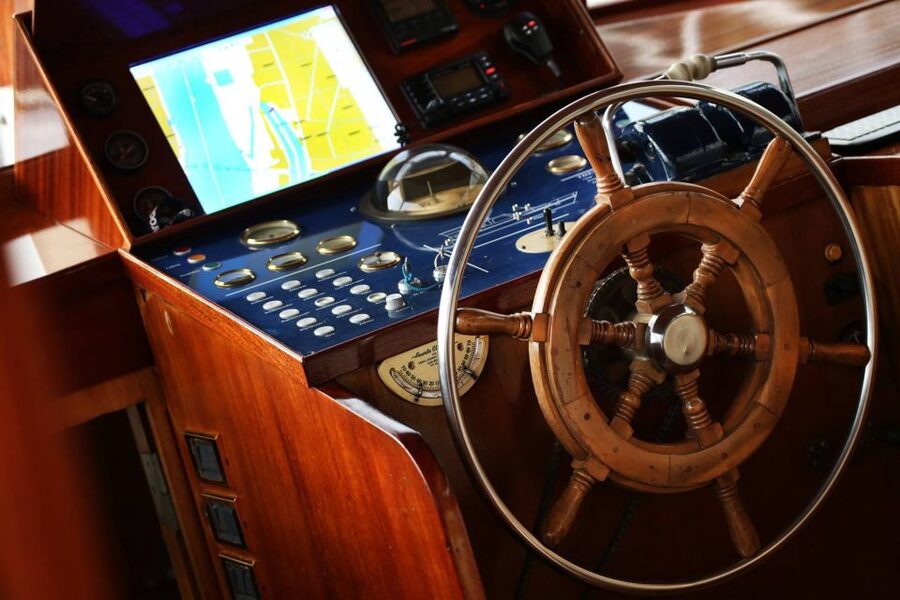 Budapest: Private Danube Yacht Cruise with Welcome Drink - Why Sunset Is the Best Time to Go