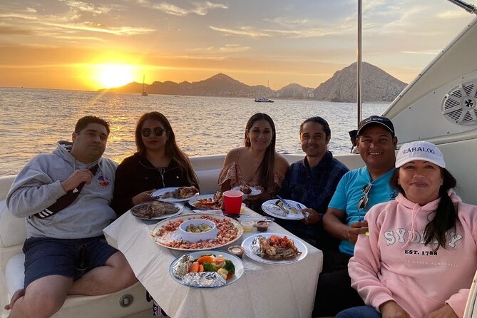 Cabo Arch Sunset Yacht Tour - Dinner & Drinks — Up to 18 Guests - Who will enjoy this Cabo cruise most?
