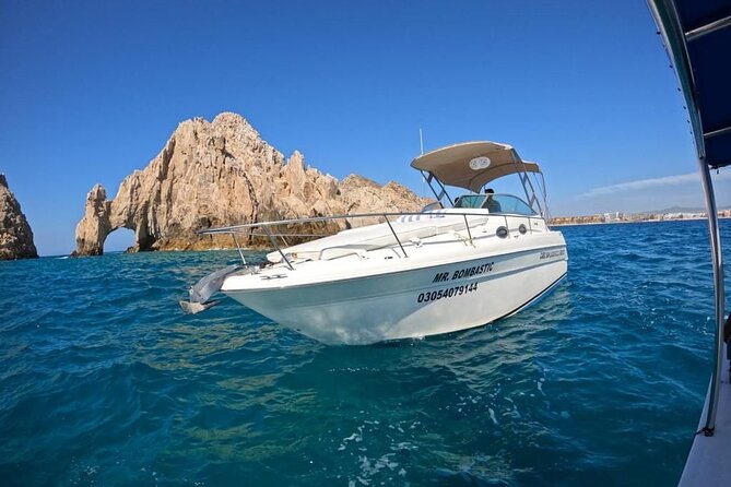 Cabo Private Yacht Cruise with Snorkeling and Swim Stop - Cabo’s Arch, Lover’s Beach, and Land’s End