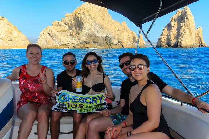 Cabo Private Yacht Tour: The Arch, Sea Lions & Scenic Beaches - Sea lions on the rocks