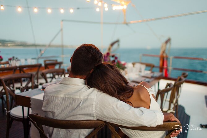Cabo San Lucas Luxury Sailing Yacht and Dinner with a Chef - Cabo’s Arch and Land’s End from the water