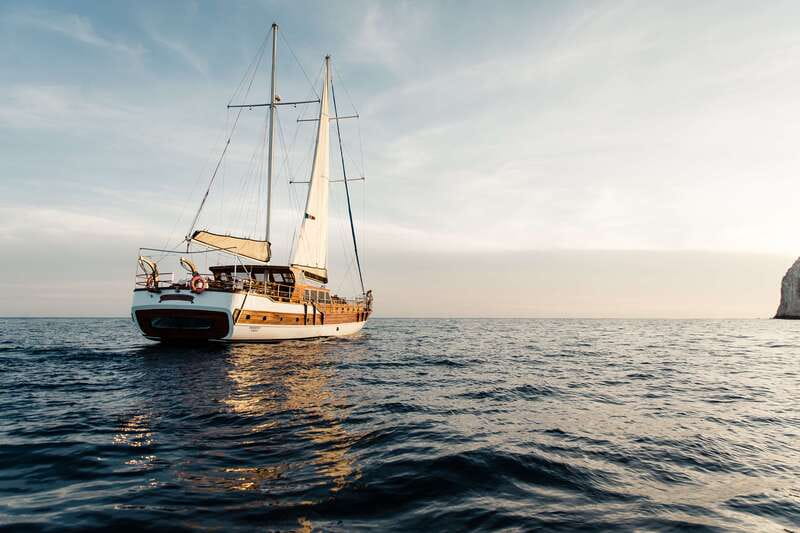 Cabo San Lucas: Sunset Yacht Cruise w/Chef Dinner & Open Bar - Why this Cabo cruise feels different from a basic sunset boat ride