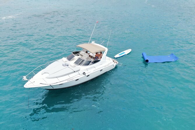 Cabo San Lucas Yacht Rental all inclusive - Crew service and the feel onboard
