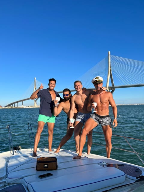 Cadiz: Exclusive Yacht excursion to La Caleta or Pepa Bridge - The calm waters of Playa de la Puntilla