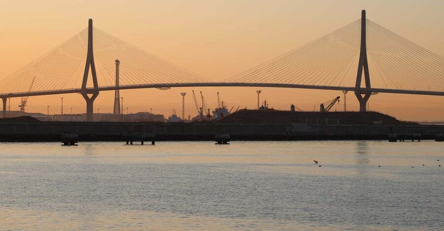 Cadiz: Sunset Experience on Private Yacht (6 pax) - Setting off from Pantalán C