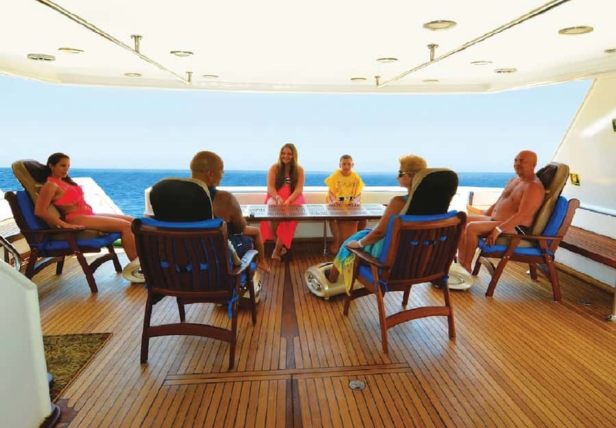 Cairo to Red Sea: VIP Yacht Cruise, Snorkeling & Lunch - From Cairo to Ain Sokhna by road
