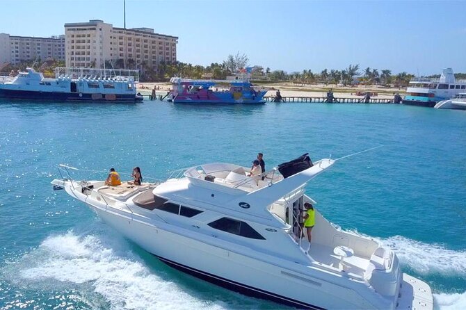 Cancun yachts rental YACHT 46 FT, 15 PAX MAX 25P12 - Value for Families and Groups