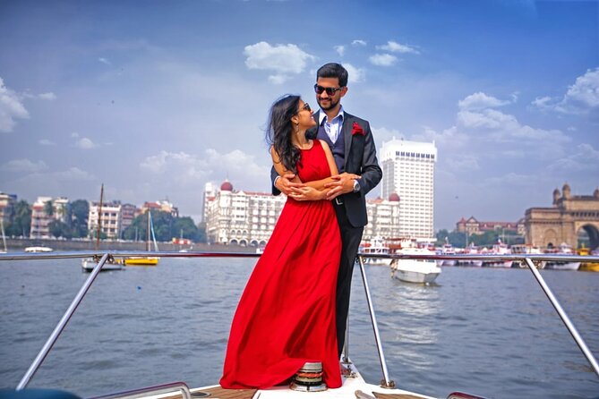 Candlelight Dining Experience for Two On a Yacht in Mumbai - The first ten minutes: transfer from the jetty