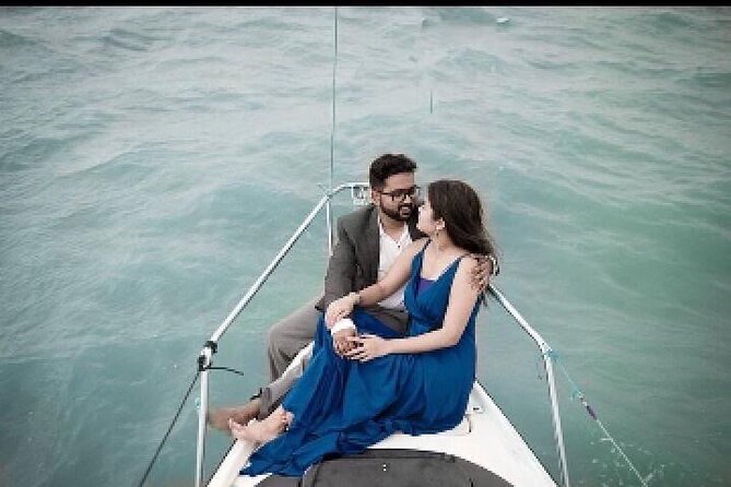 Candlelight Dining Experience for Two On a Yacht in Mumbai - What the two-hour schedule really means