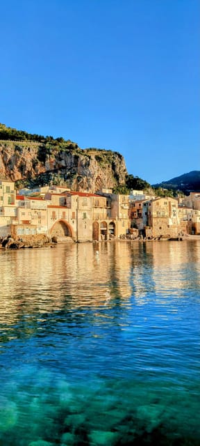 Cefalù: Mini Yacht with Snorkel Stops, Caves and Aperitif - Why this short boat trip works so well in Cefalù