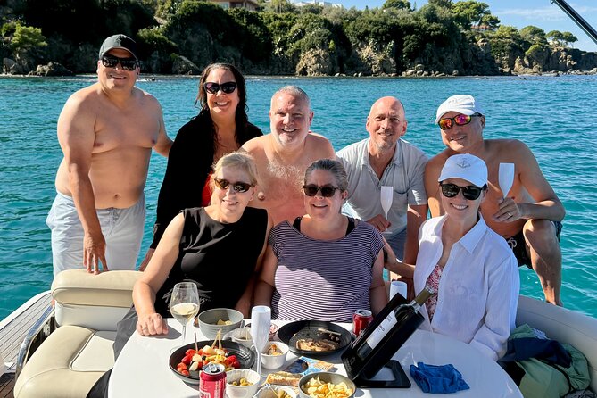 Cefalù: Private Mini Yacht Tour with Aperitif and Snorkeling - Caldura: rocks, greenery, and the first swim