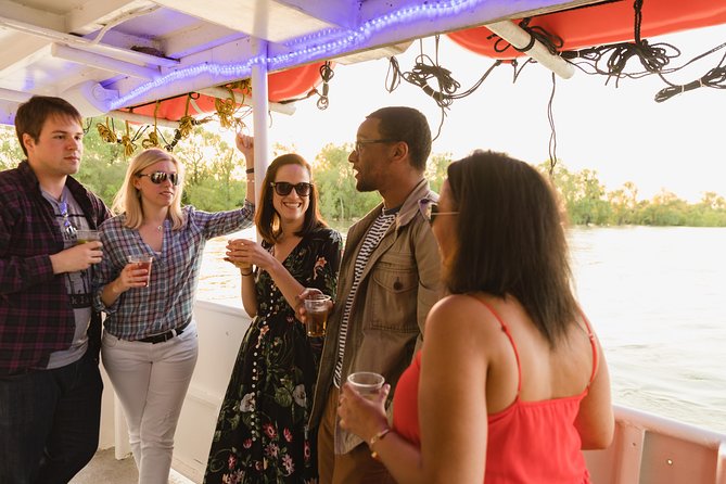 City Cruises Sacramento: Rock the Yacht Cocktail Cruise 21+ - Seeing Tower Bridge From the River