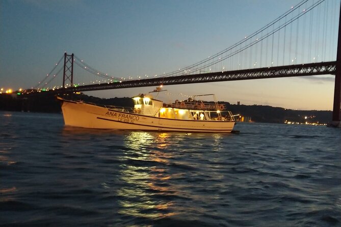 Classic Yacht Experience in Lisbon with portuguese wine - Quick reasons to consider this cruise