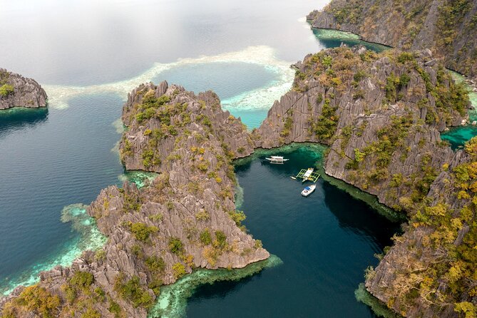 Coron Island Hopping Tour: via Private Yacht - Twin Lagoon adds a memorable water stop