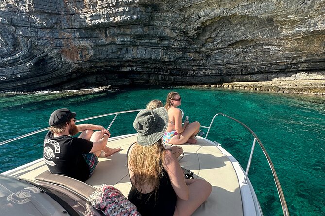 Crete Yacht Cruises 6-hours private Guided Cruise in Ag. Nikolaos - Food that makes the boat feel personal