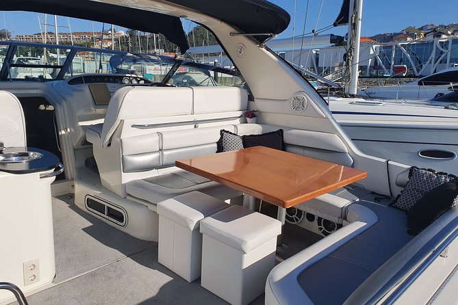 Day trip by private yacht to Curva da Lomba from Porto - Who will enjoy this Douro yacht day?