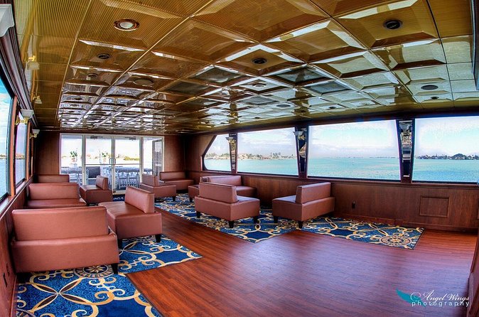 Daytime Yacht Dance Cruise with Optional Dining - Live music, dancing, and the afternoon atmosphere