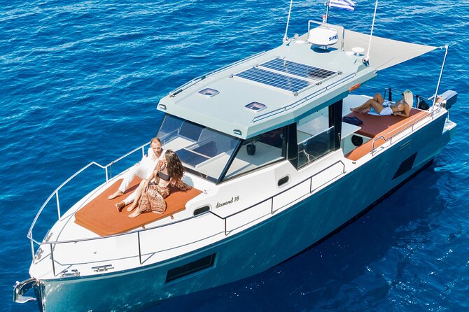 Diamond 36 Private Motor Yacht Caldera Cruise - Pickup in Santorini: simple, but wait for the details