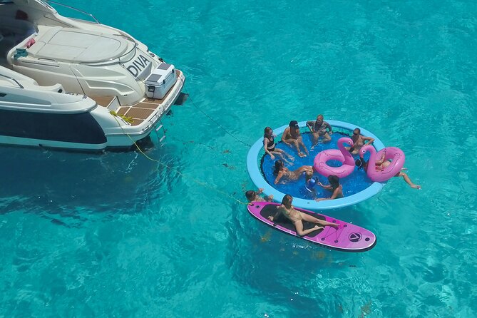 DIVA 60ft Elite Italian Yacht Experience in Cancun - The one to three-hour lagoon and bay route
