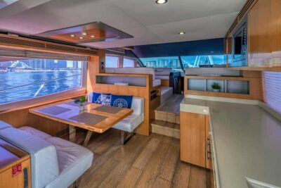 2-Hour Private Yacht Cruise around Burj Al-Arab
