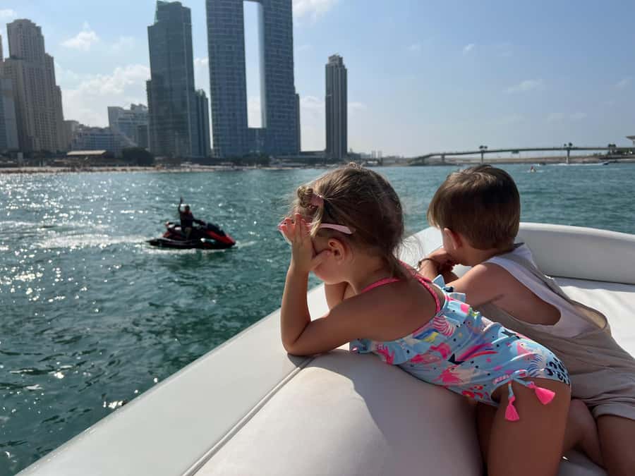 Dubai: 52ft Private Luxury Yacht Experience - Why a private yacht changes the Dubai sightseeing experience