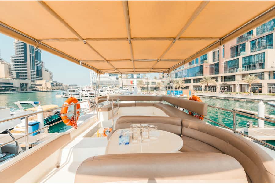 Dubai: 58-Feet Yacht Sea Trip - Atlantis the Palm and the right amount of time
