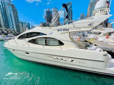 Azimut 42 Feet Private Luxury Yacht Cruise