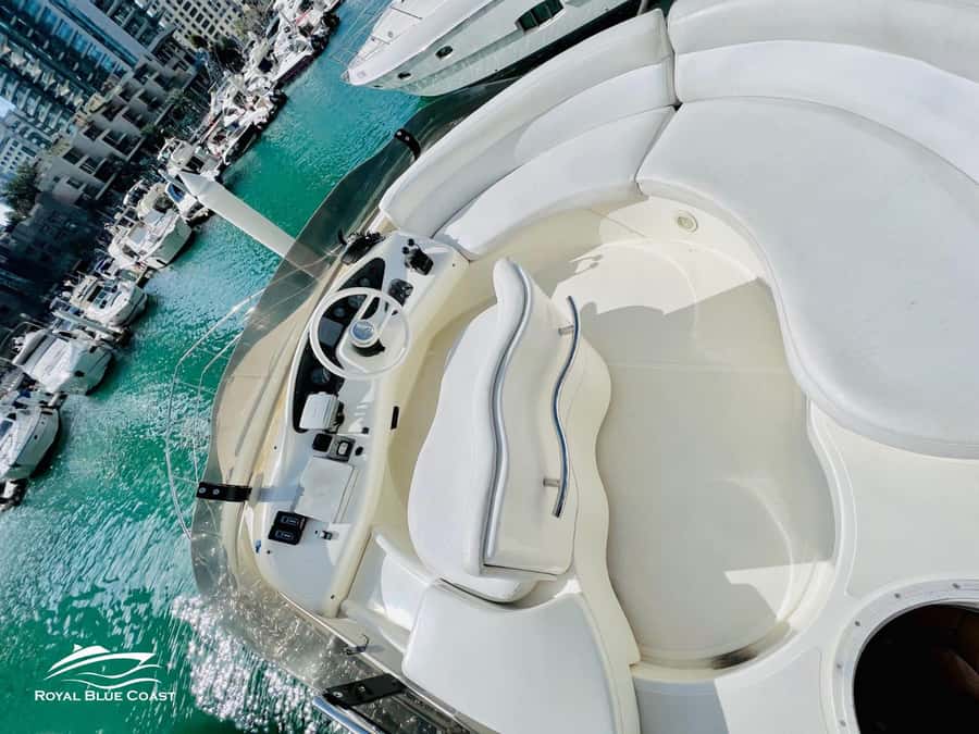 Dubai: Azimut 42 Feet Private Luxury Yacht Cruise - Swimming, sunbathing, and the upper deck