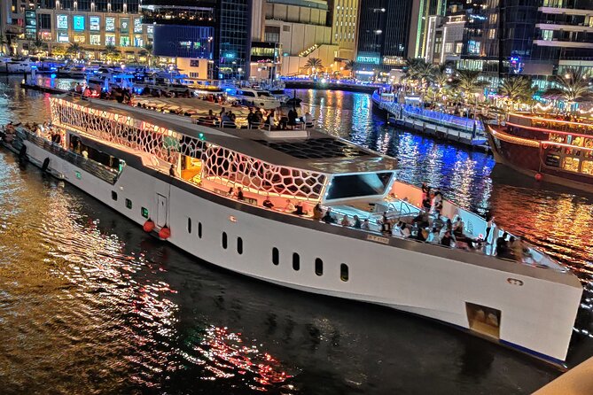 Dubai: Lotus Mega Yacht 3-Hours Dinner Cruise Tour - Key points to know before booking