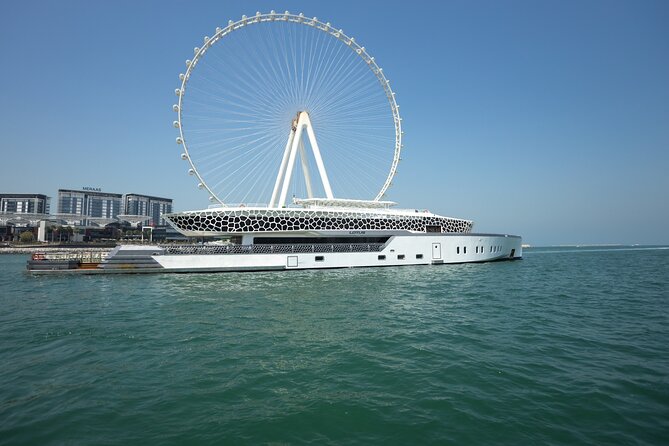 Dubai: Lotus Mega Yacht 3-Hours Dinner Cruise Tour - What the three-hour cruise is really like
