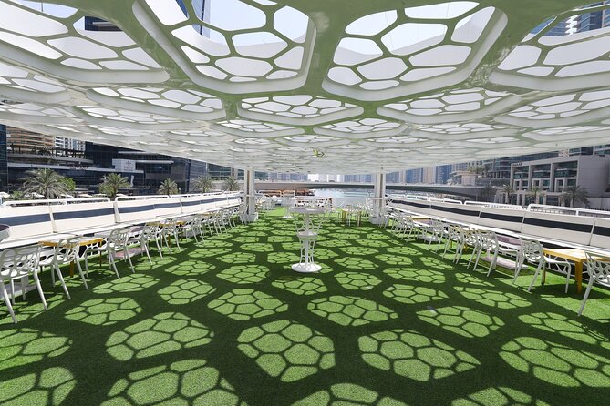Dubai: Lotus Mega Yacht 3-Hours Dinner Cruise Tour - VIP seating, standard packages, and alcohol