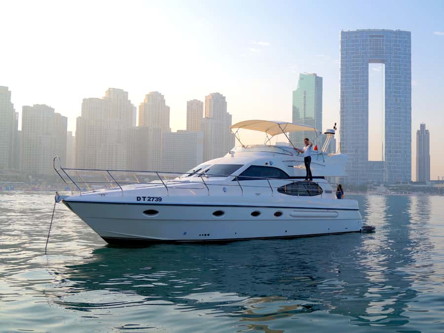 Dubai: Luxury Private 50 FT Yacht Cruise + Optional Sushi - Who should book this yacht cruise?