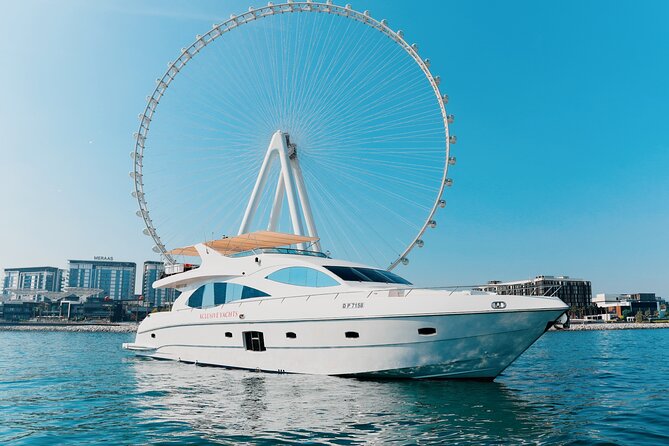 Dubai Marina 1hr Yacht tour with Drinks - What this Dubai Marina yacht tour is really like