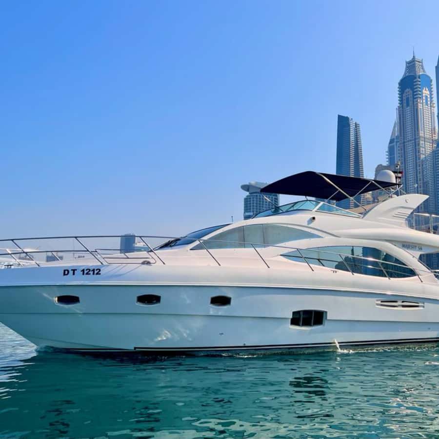 Dubai: Marina Sightseeing on Yacht with Breakfast - Bluewaters Island and the view of Ain Dubai