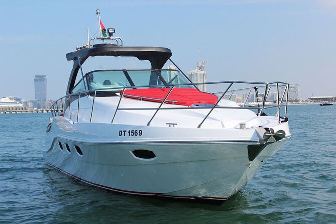 Dubai Marina Yacht Tour - The one-hour marina route and Dubai Eye