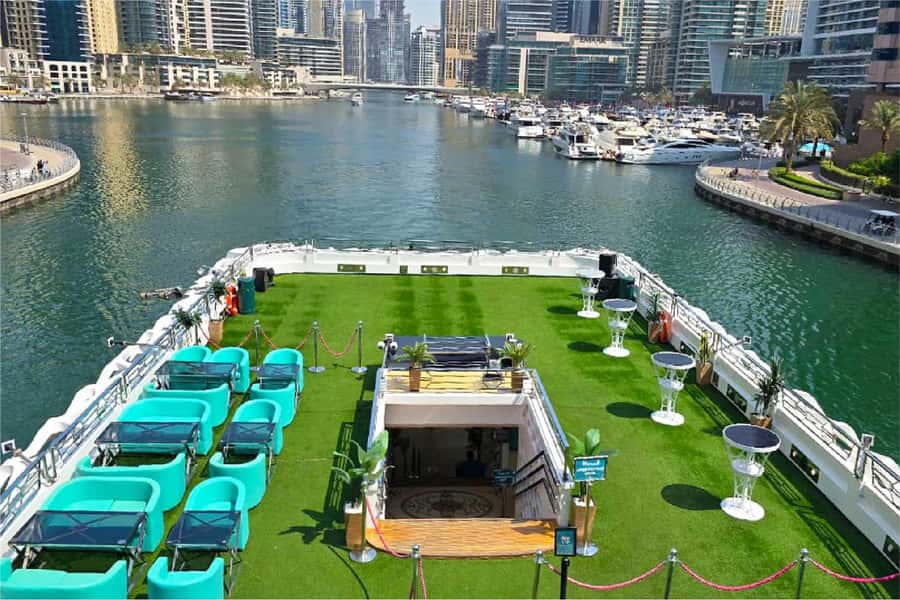Dubai: Mega Yacht Dinner Cruise with Buffet - Buffet dining with local and international choices